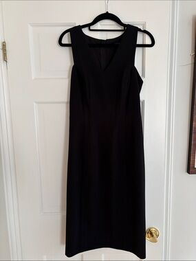Banana republic cocktail dress with zipper detail